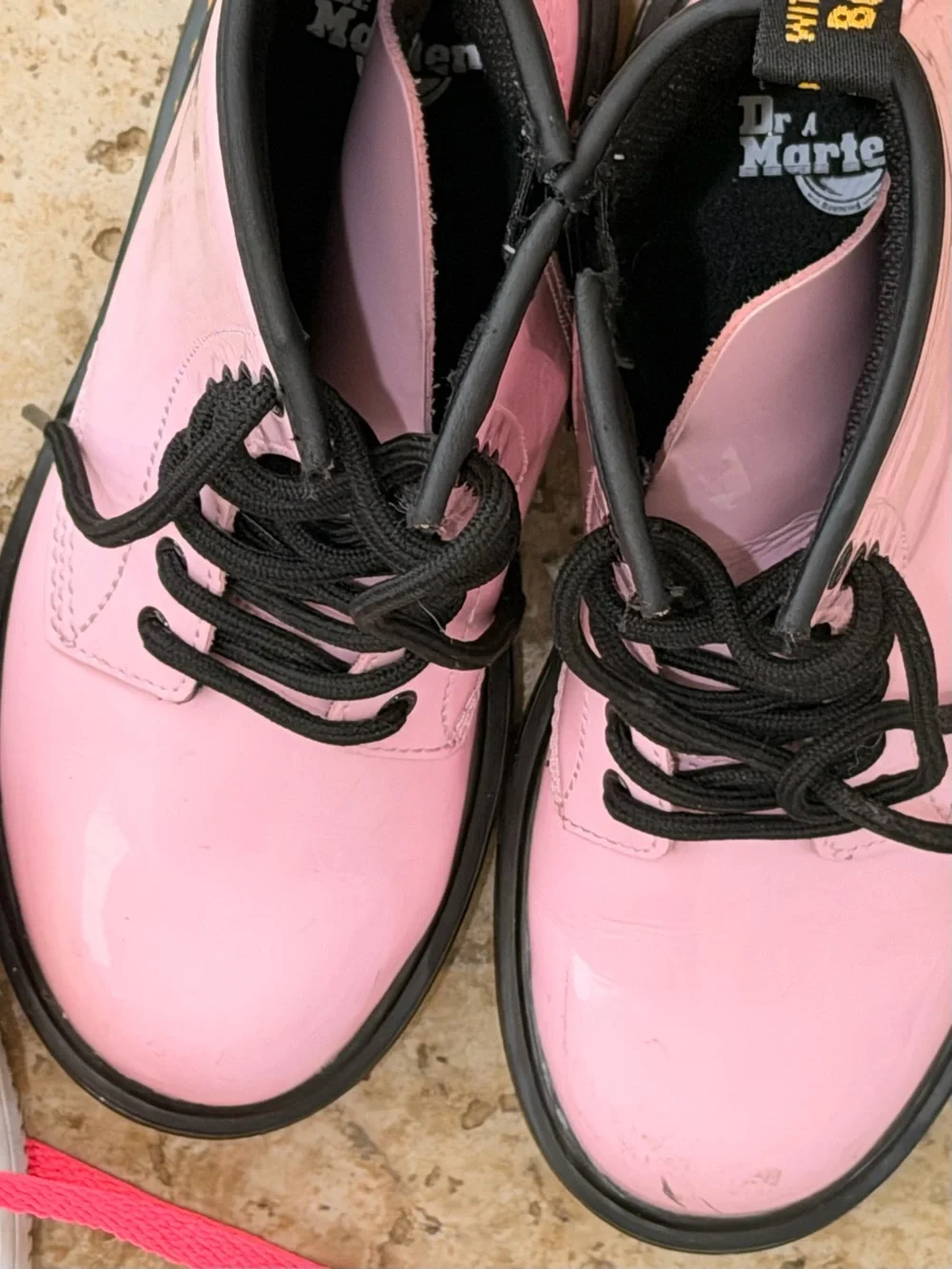 Kids Dr. Martens Pink Patent Leather Lace-Up Boots with Black Laces size 2